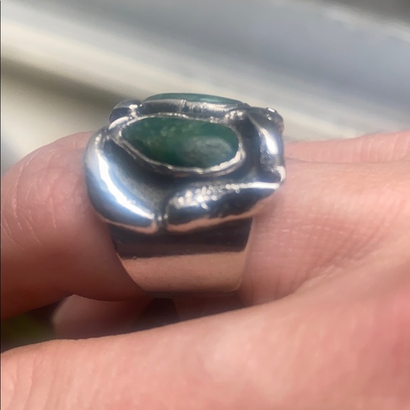 Turquoise and silver ring - Picture 6 of 13